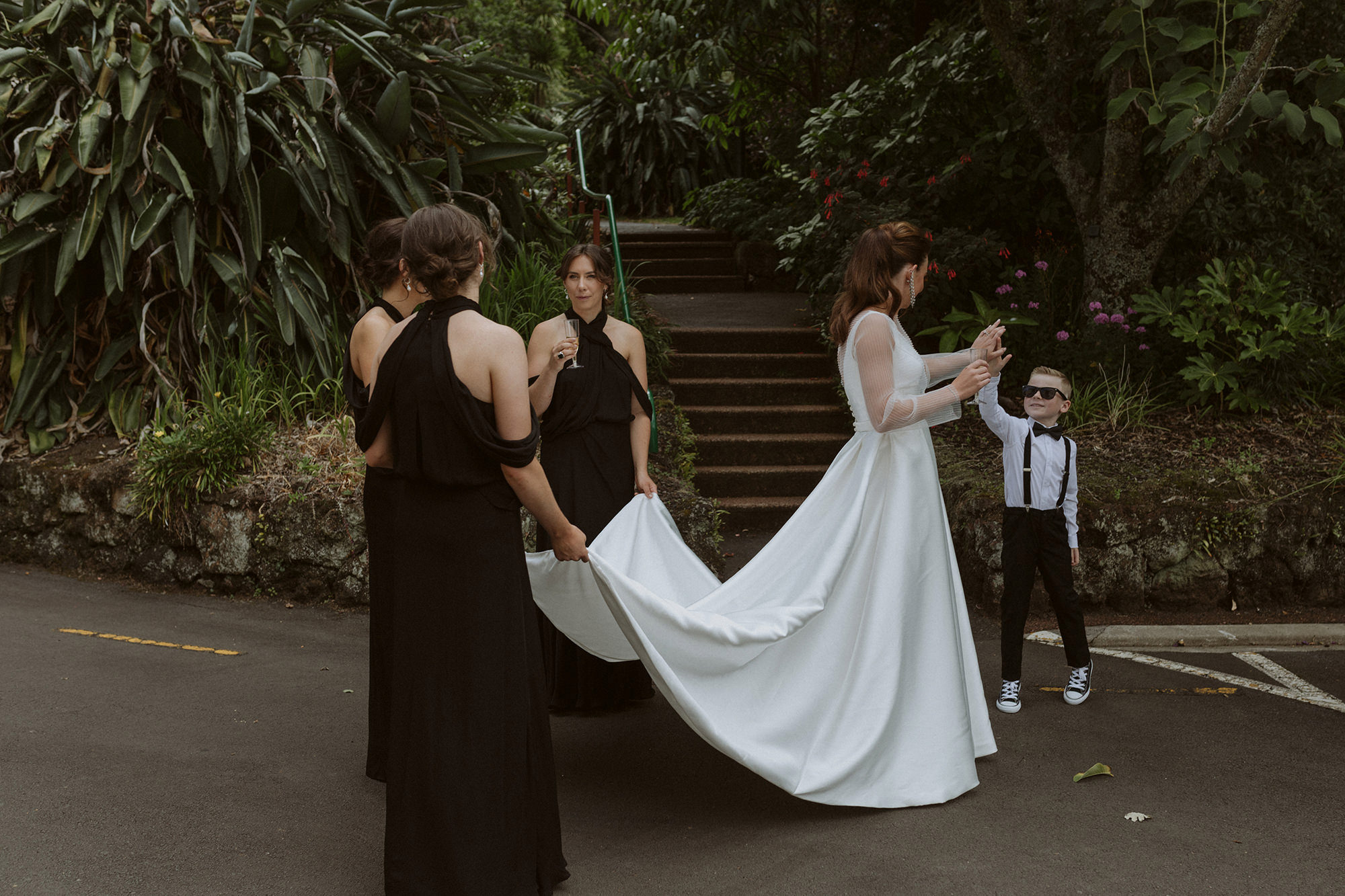 Helen+Matt_Modern_Auckland_Wedding-024